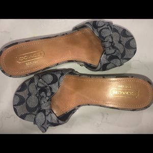 Coach "lorah" slides